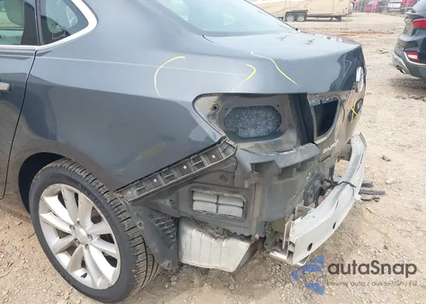 2013 Buick Verano Convenience Group из США, поврежденный, VIN 1G4PR5SK0D4214173